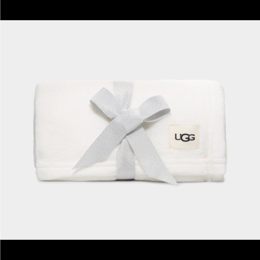 UGG Bartlet Throw Blanket 50”x 70”